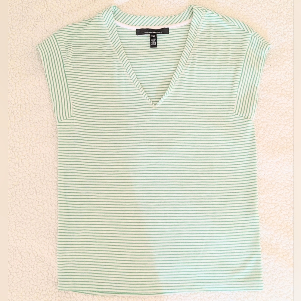 White House Black Market Green & White Striped Short Sleeve V-Neck Tee Size XXS